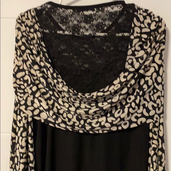 A Fancy shirt - Picture 3 of 5